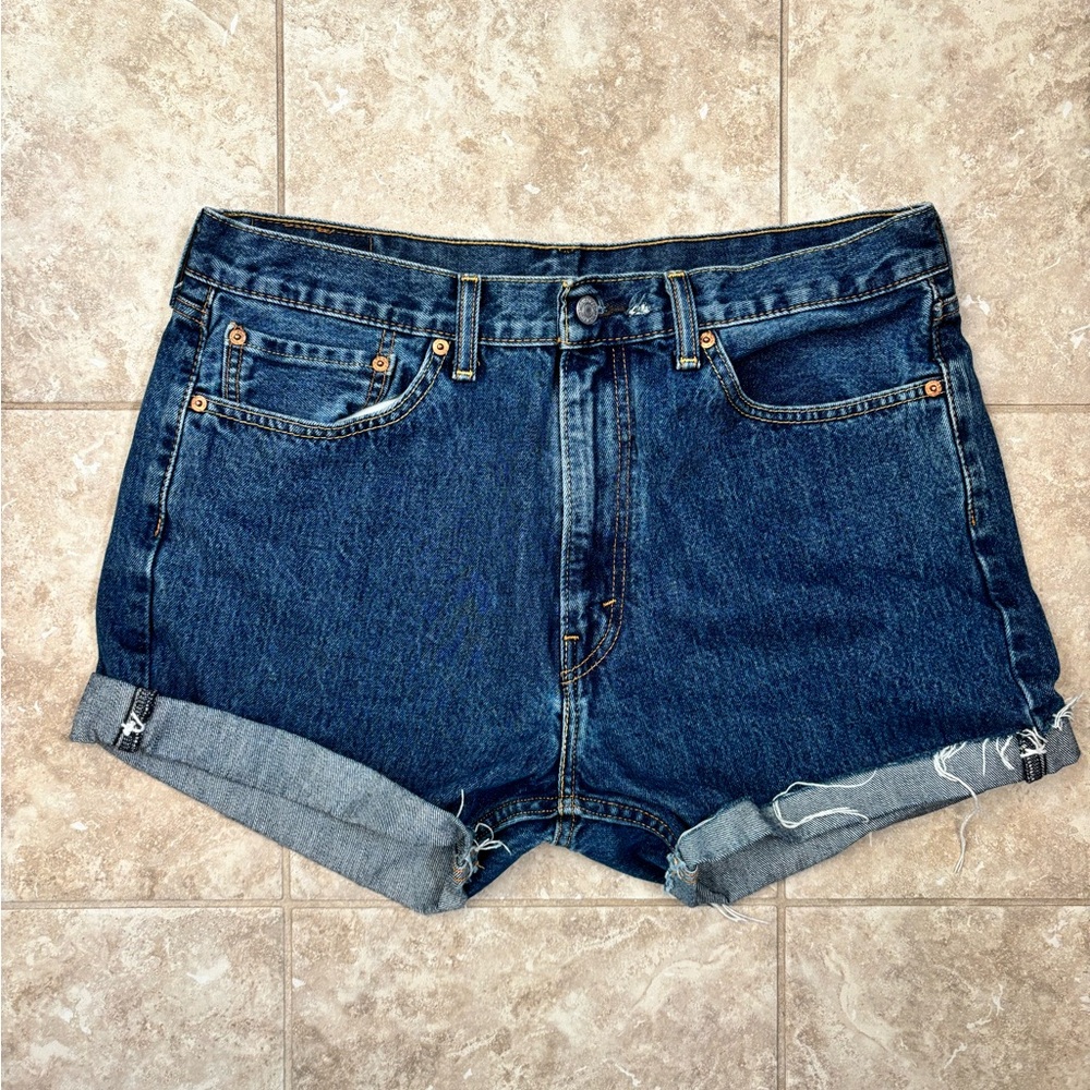 505 Levi’s Womens Jean Shorts Dark Wash Size 36 Festival Western
